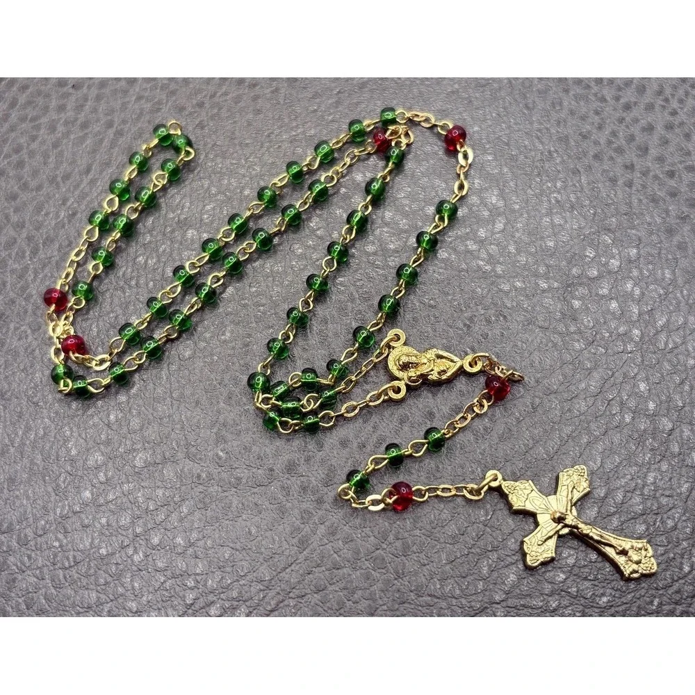 Catholic Rosary Dainty Green Red Glass Beads Cross Pendant Christmas Gold Tone